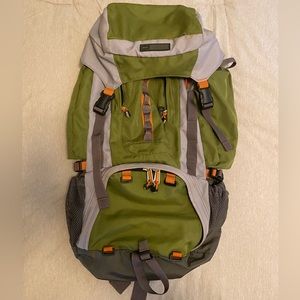 REI Meteor Youth Pack - Like New!
